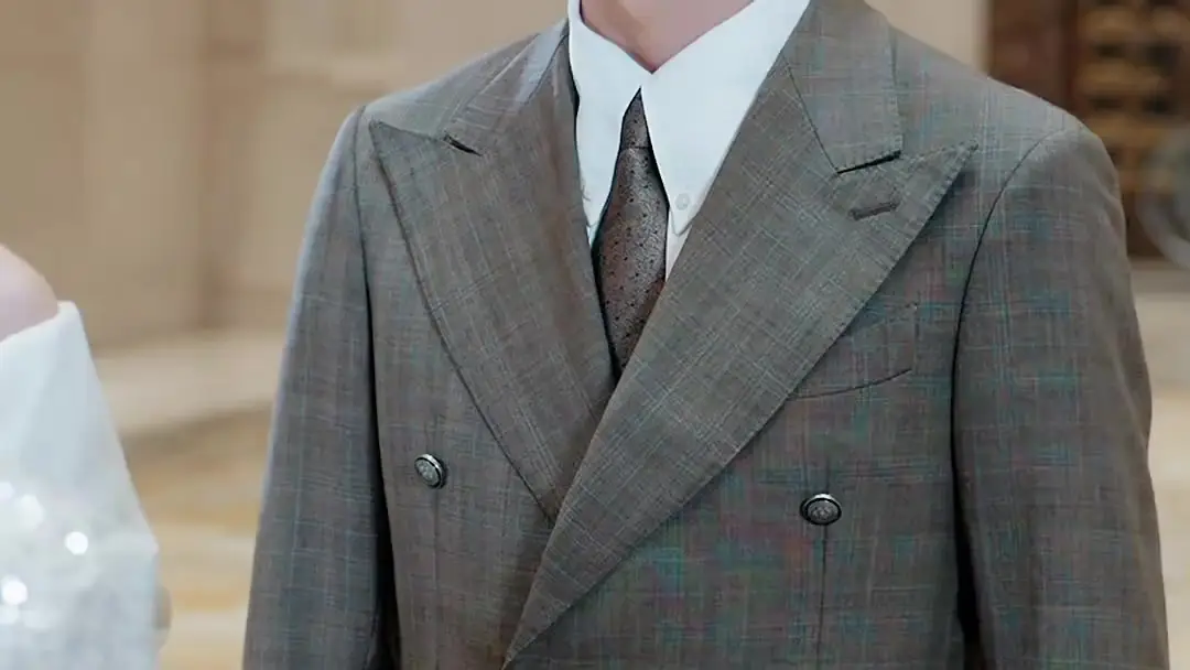 A Mother's Second Chance at Happiness: When Jewelry Speaks Louder Than Words