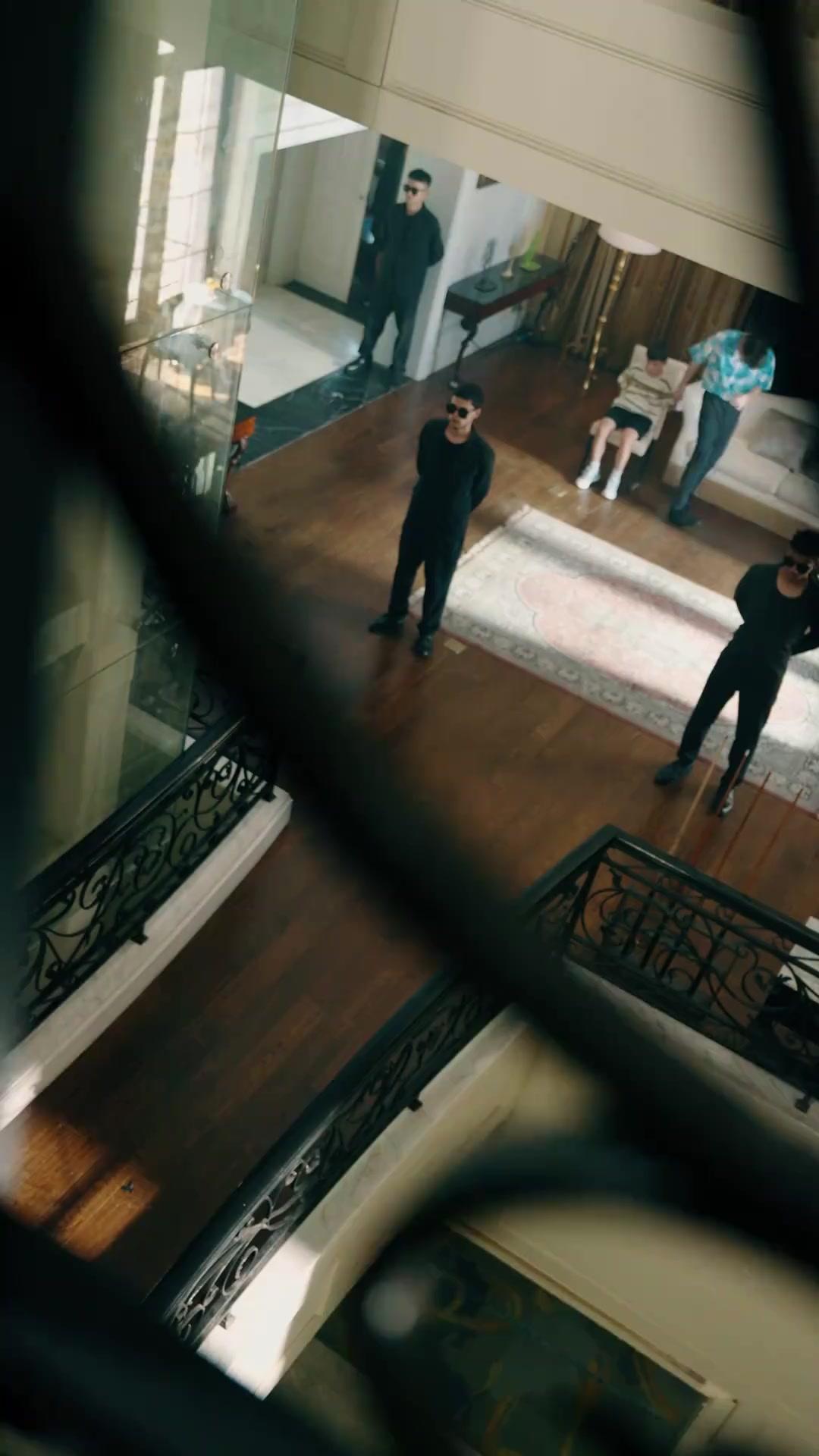 हमारे हाथ हैं हथियार