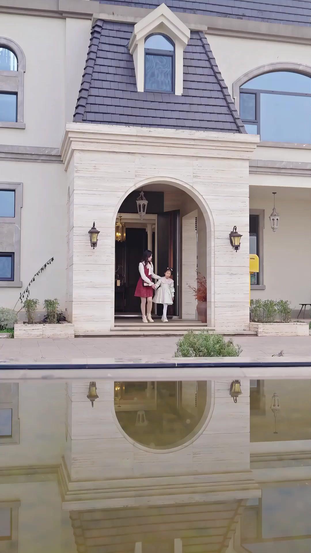 (Dubbed)Nora's Journey Home