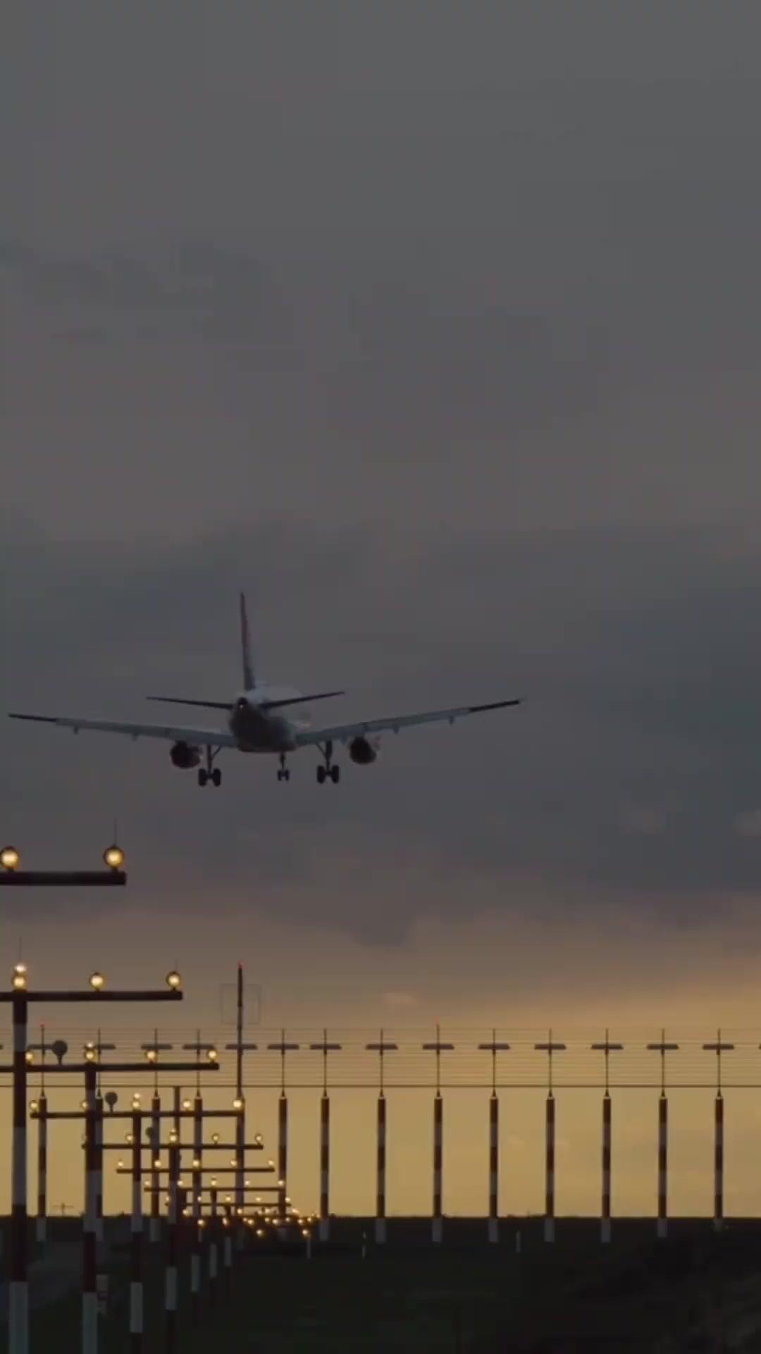 Năm Năm Thầm Lặng