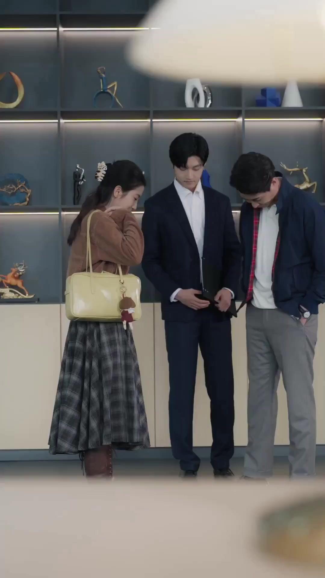 (Dubbed) Weekly Reports To Weekly Love