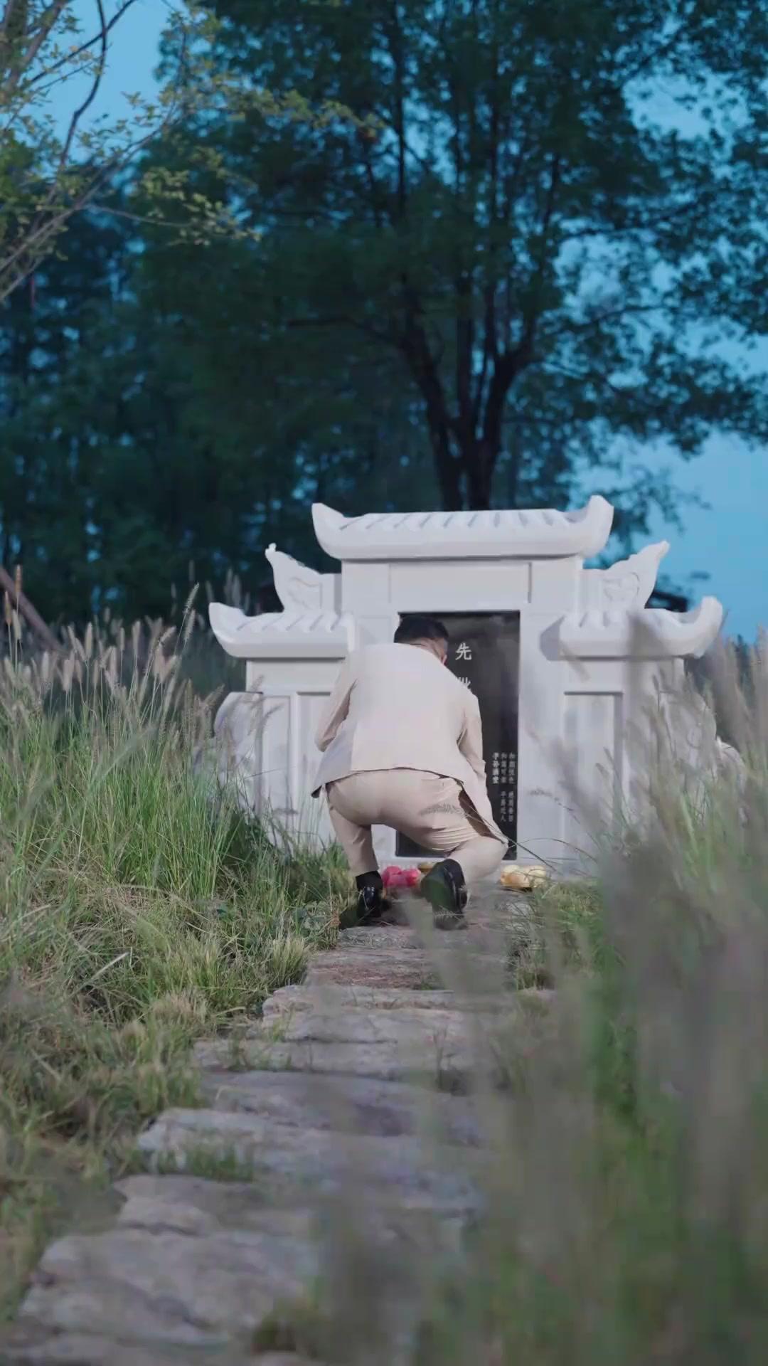 Temizlikçi Kadının Gizemli Sevgilisi