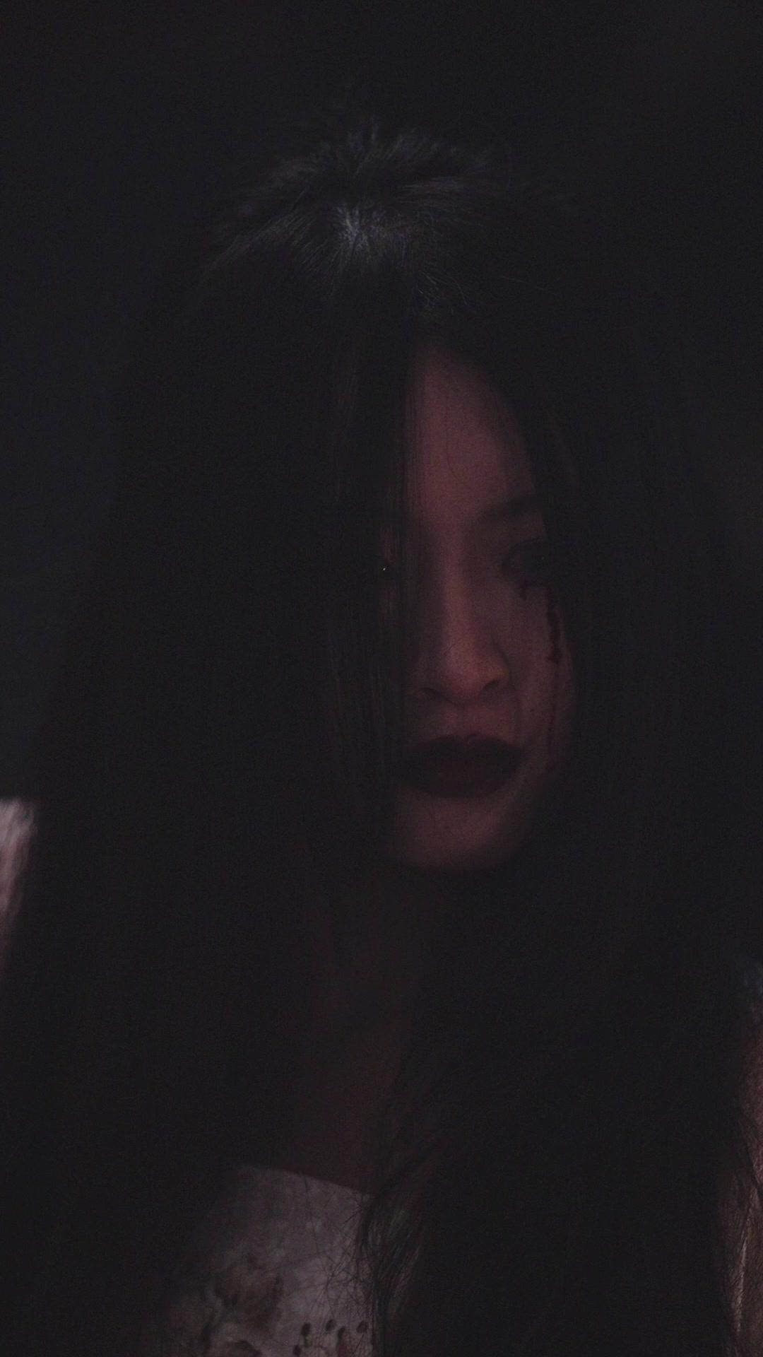 雙生為祭，惡犬成凰