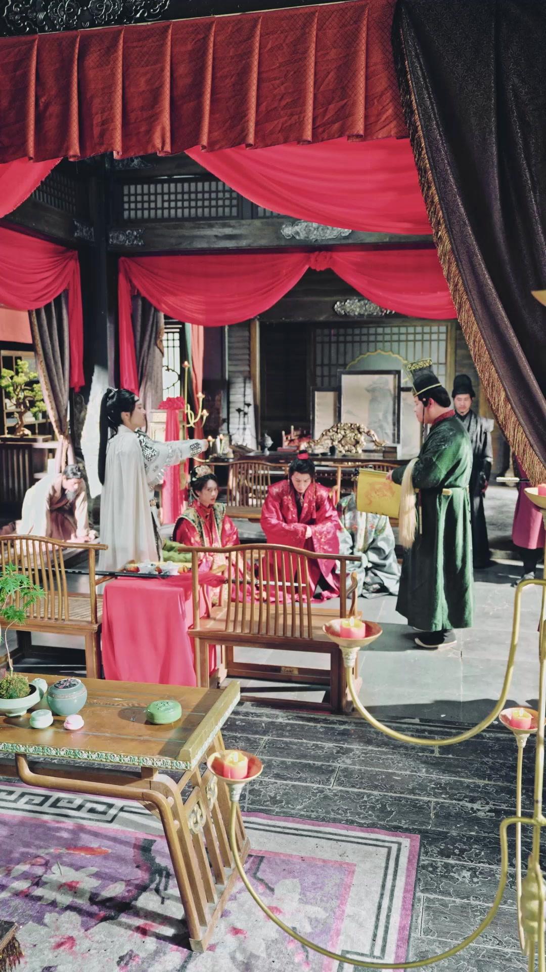 Ferro e Rossa: Il Destino del Regno