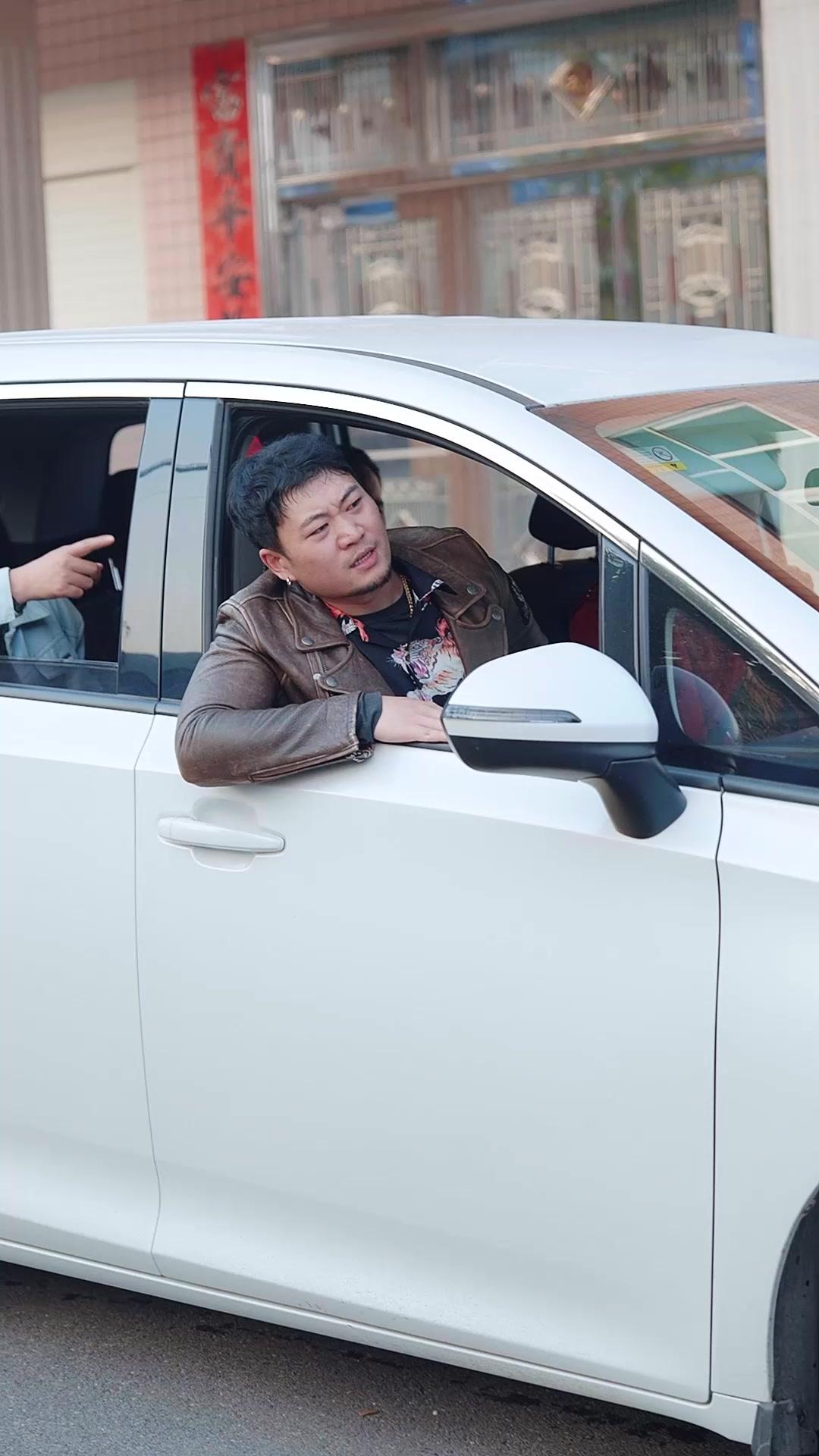 Dia Tak Seperti yang Terlihat