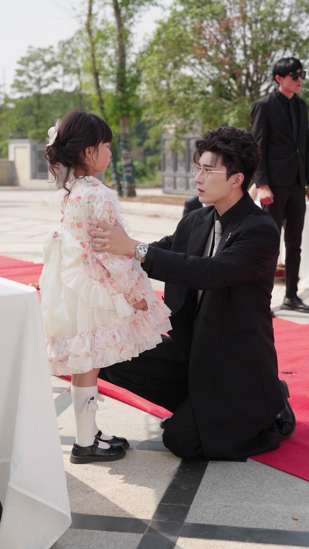 차가운 대표님과 꼬마 보디가드