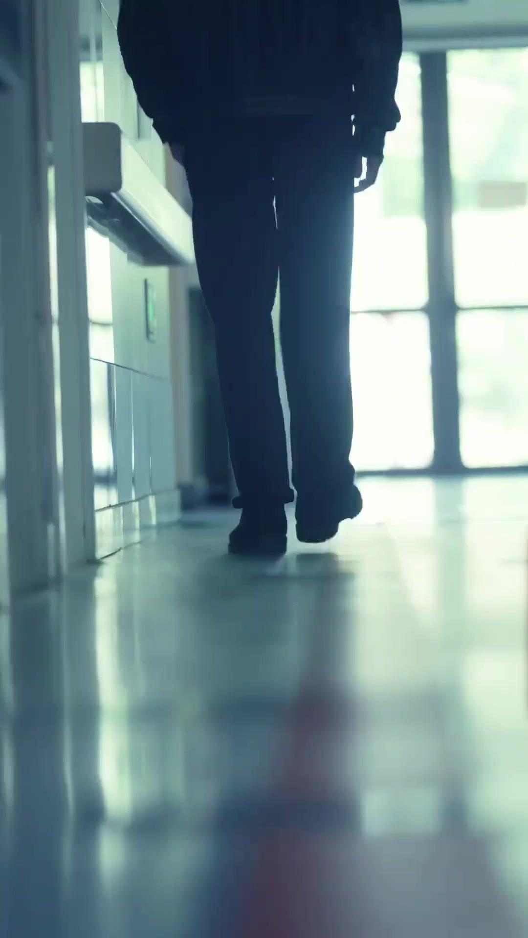 L’USURPATRICE ET SON ENNEMI