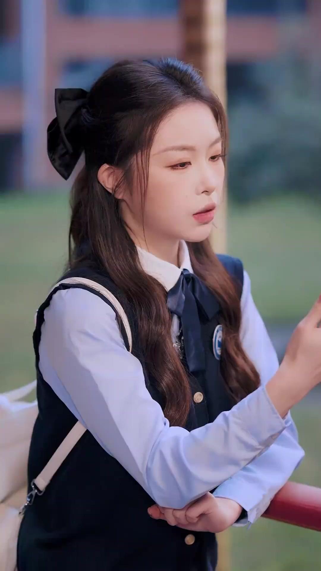 Here Comes the REAL Heiress!