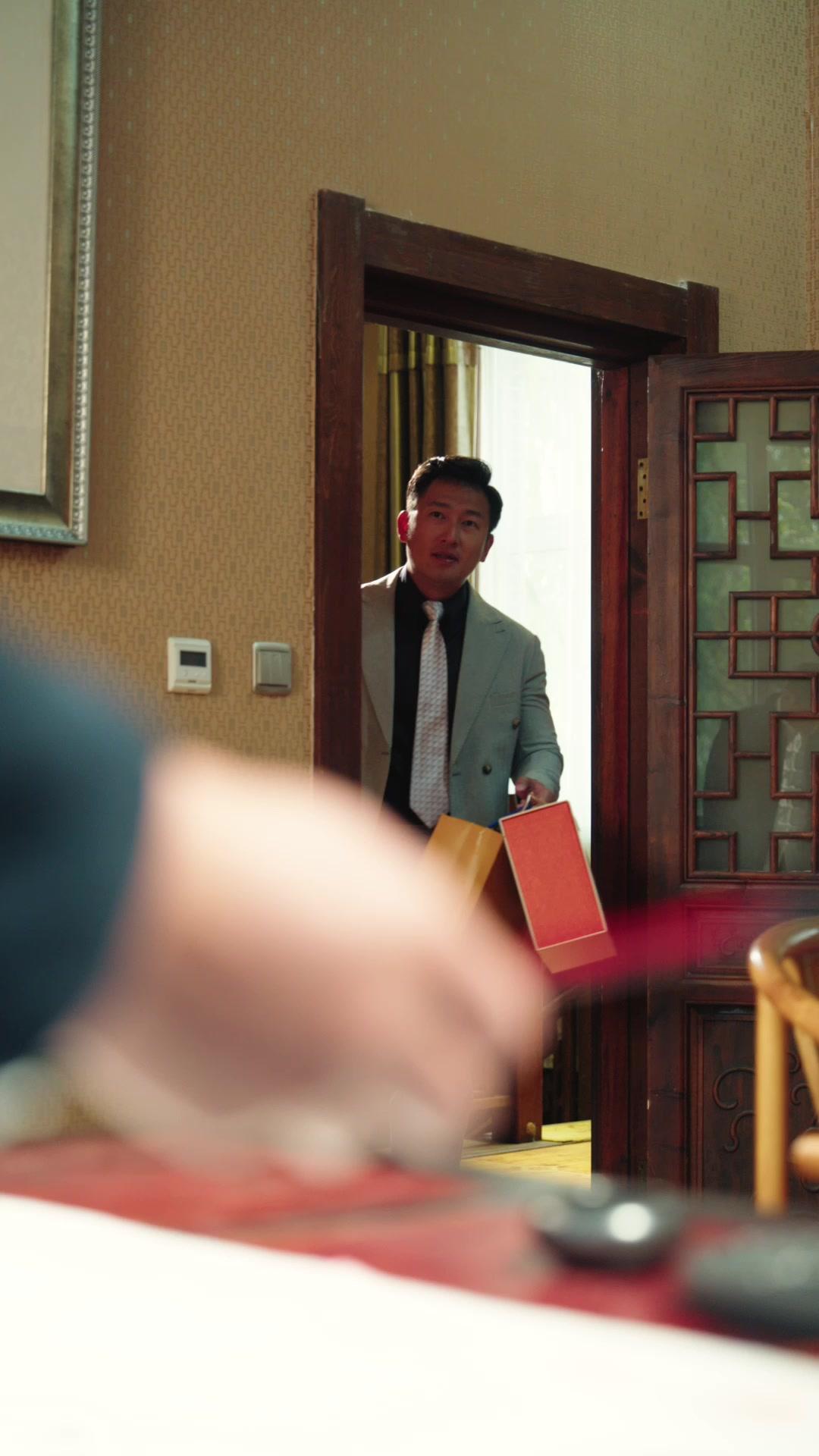 Phó Thác Cốt Nhục