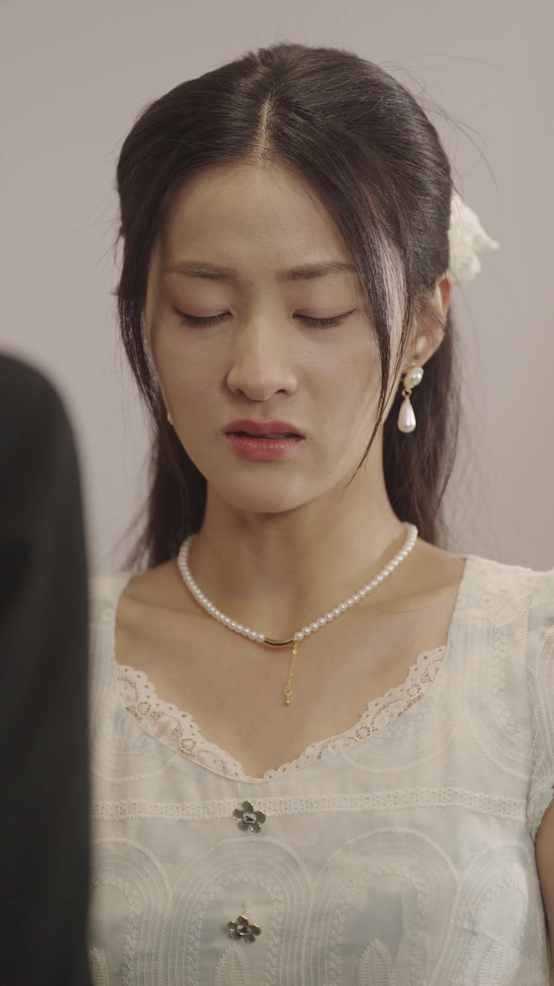 ¿La sustituya de quién?