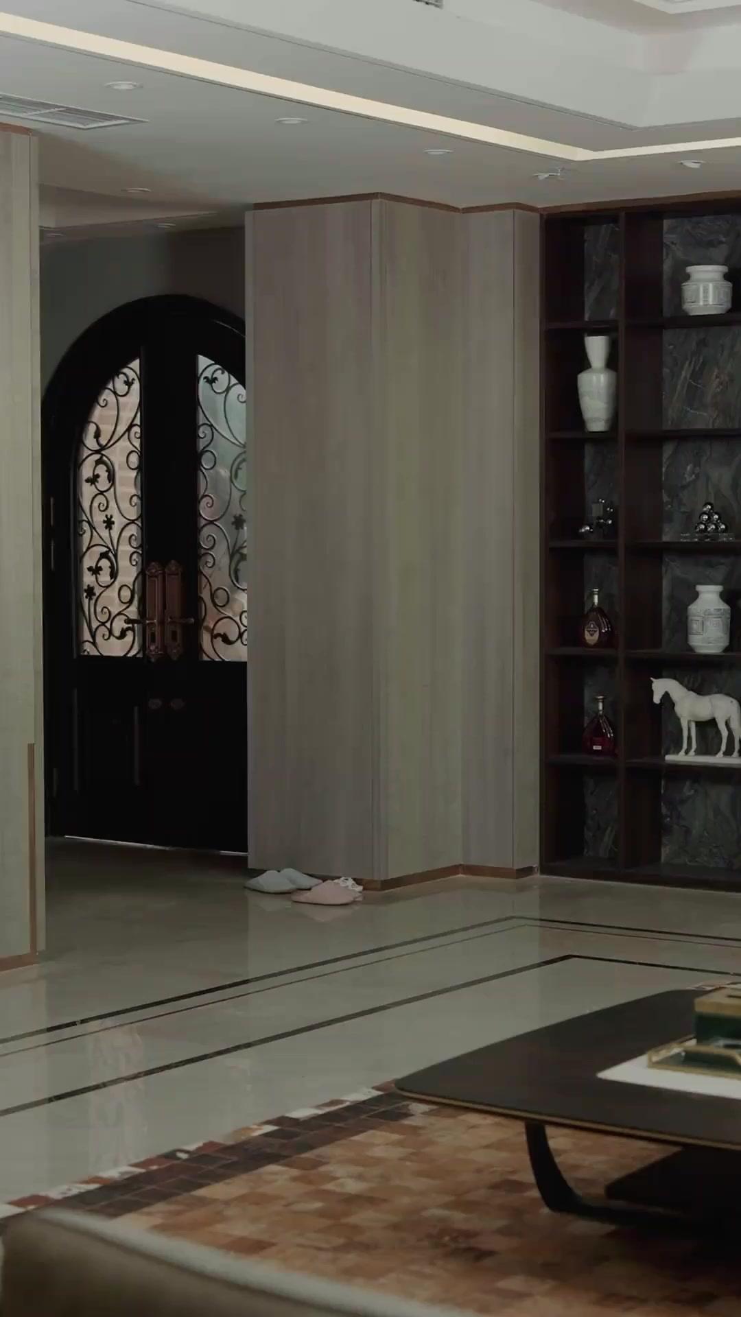 (吹き替え) 割れた鏡に映る俺たち