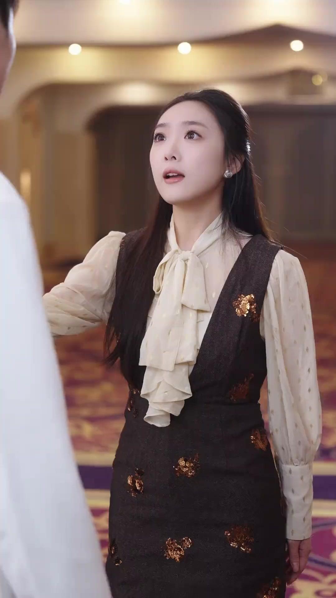 Long Uy Trấn Thiên Hạ