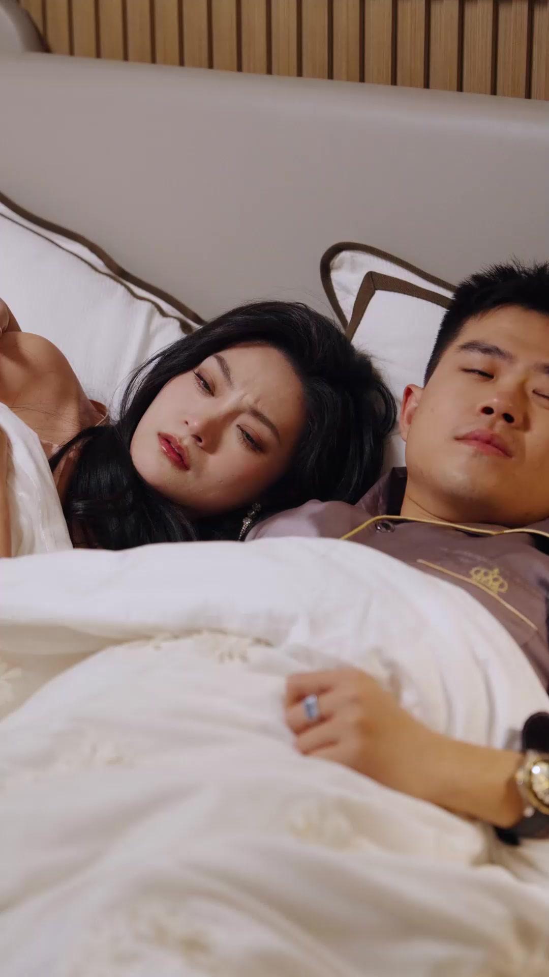 Kawan Karibku Kambing Hitamku