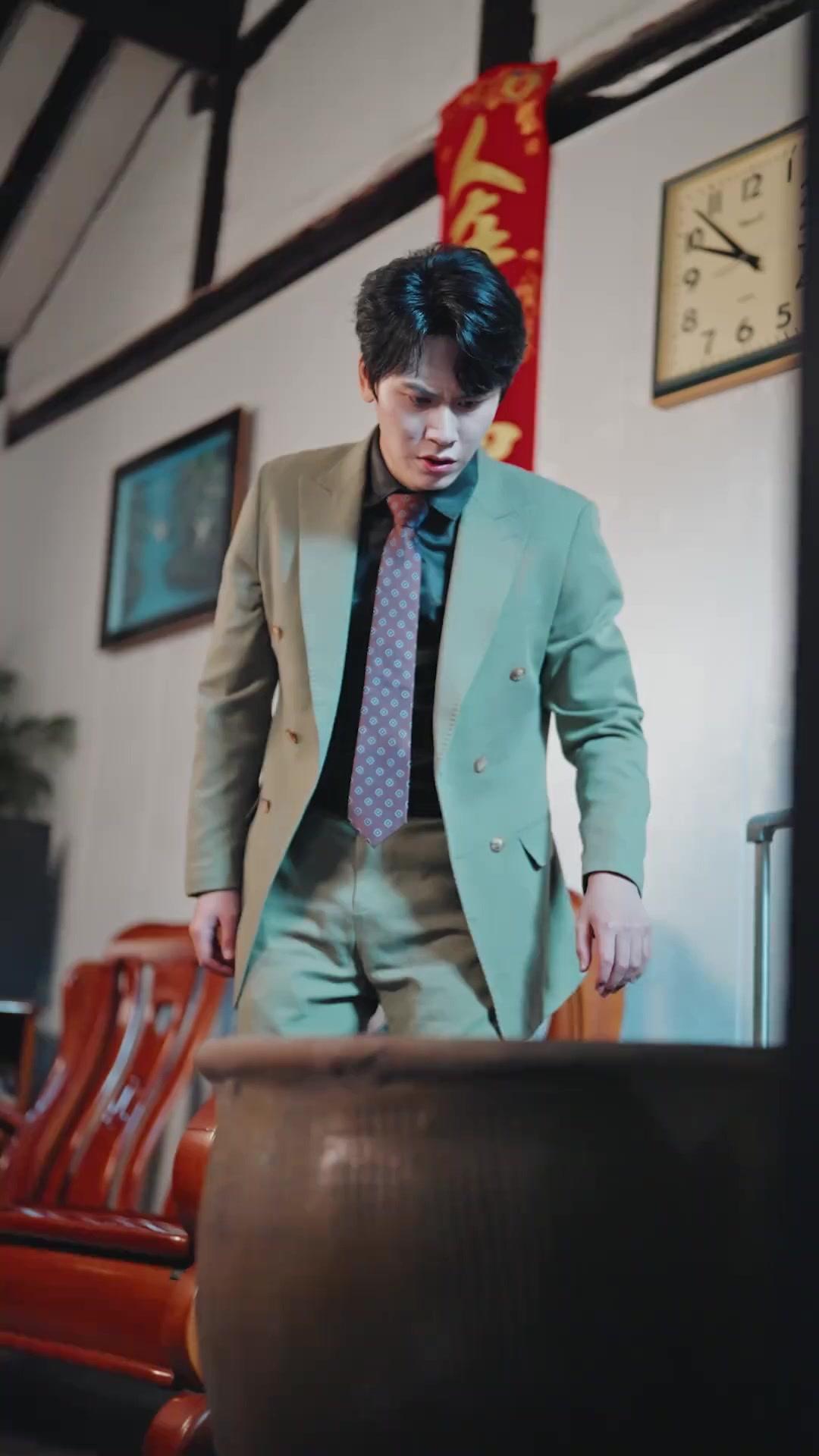 ÉVASION PAR LE BASSIN