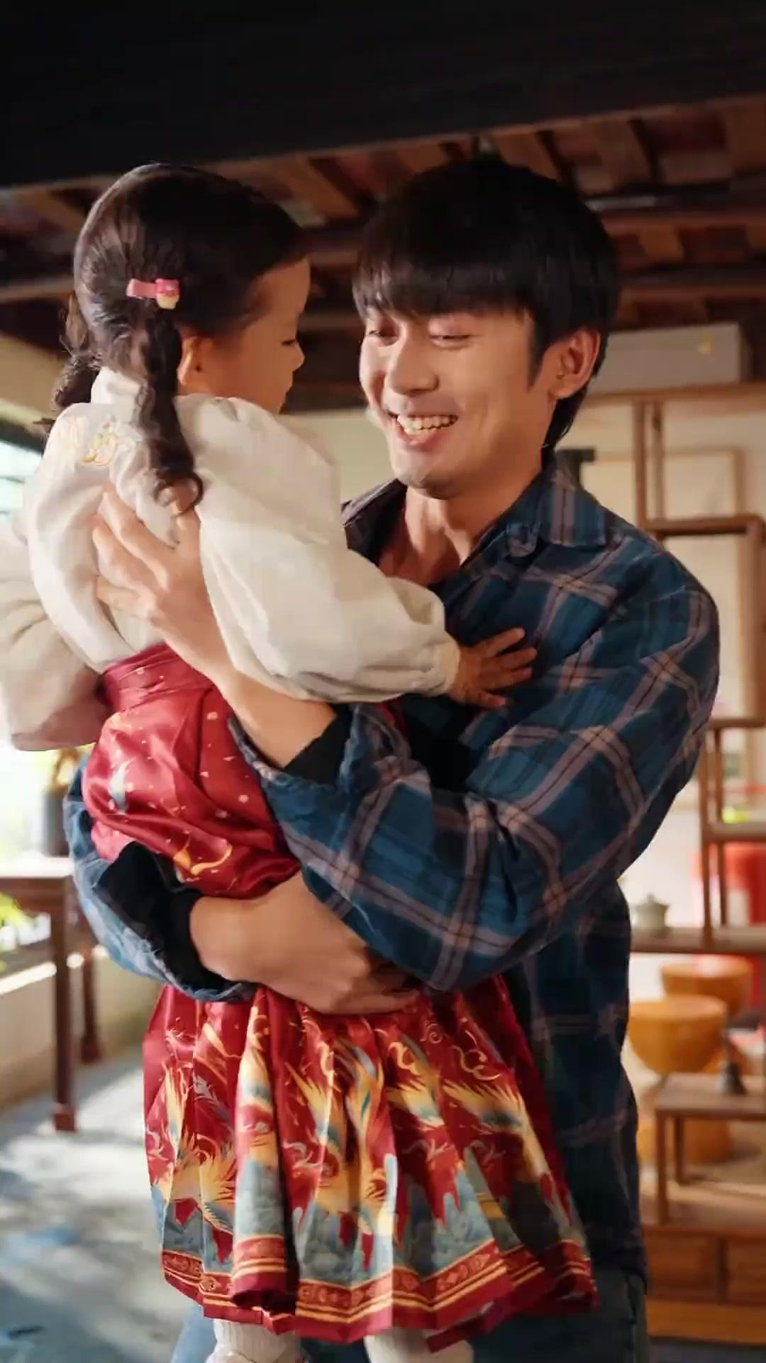 小さな福の神参上！幸せバフ全開