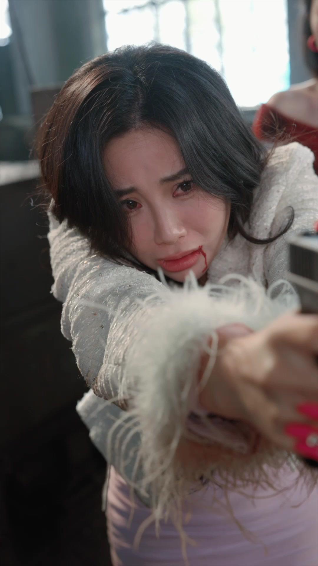 Fishmonger? My Mom's A Billionaire!