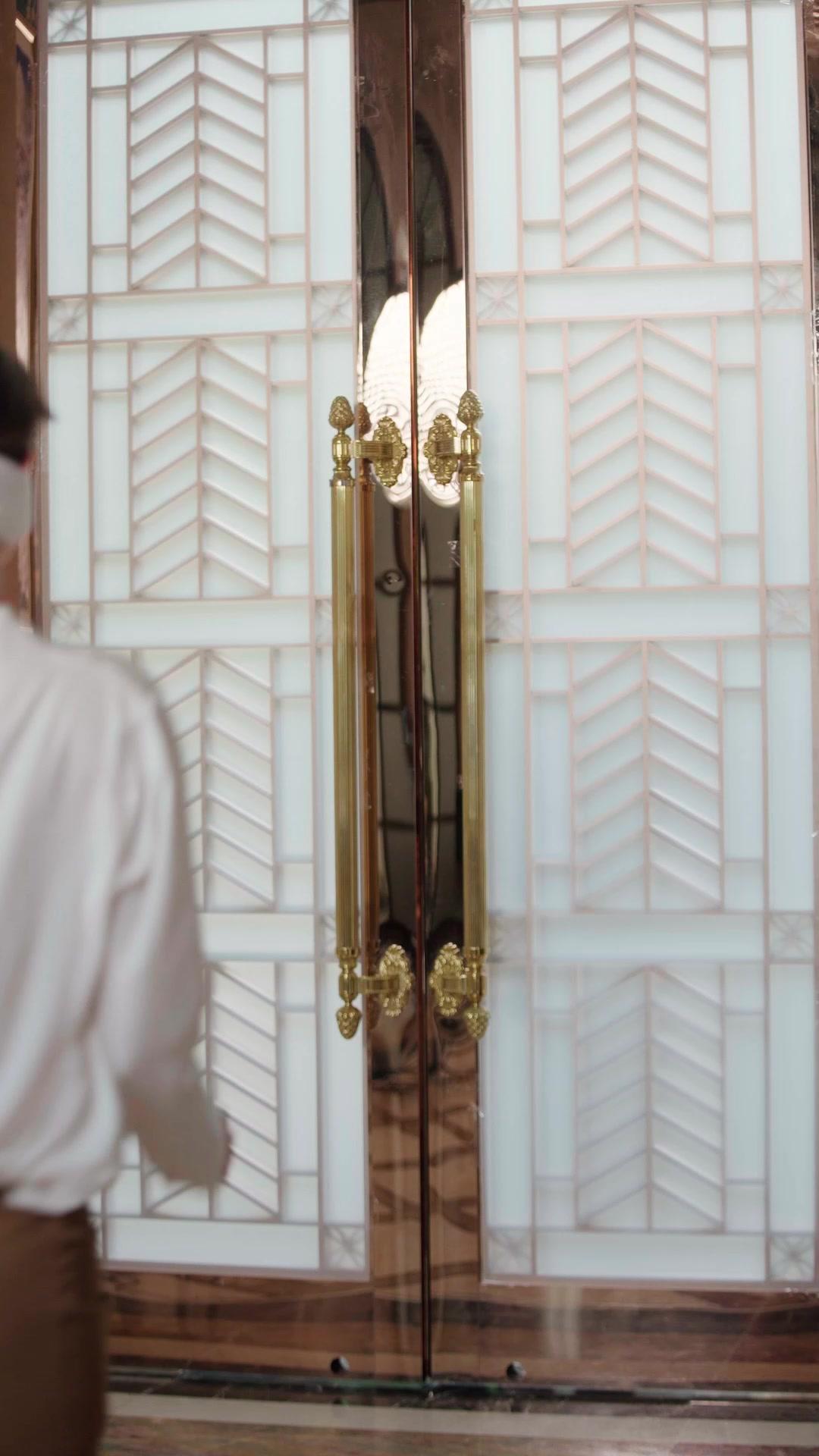 Gold Digging Bride's Fatal Mistake