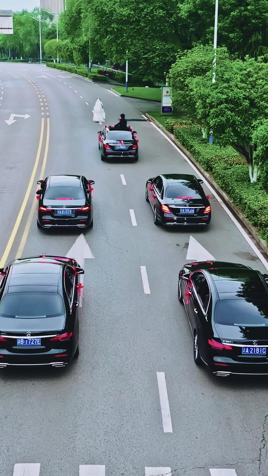 Putra bintang selamatkan ibu