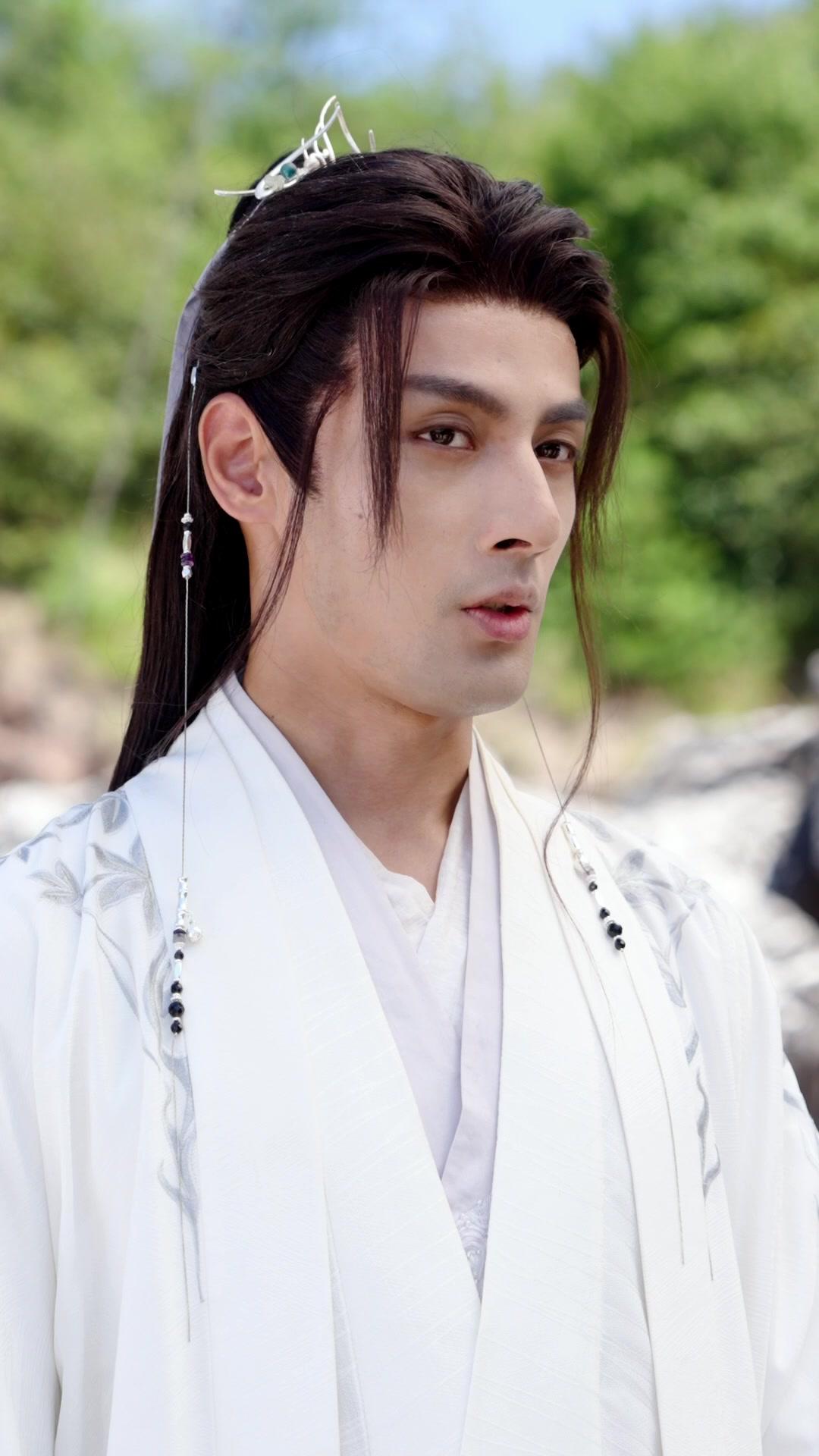 一覺萬年，醒來就要拯救宗門