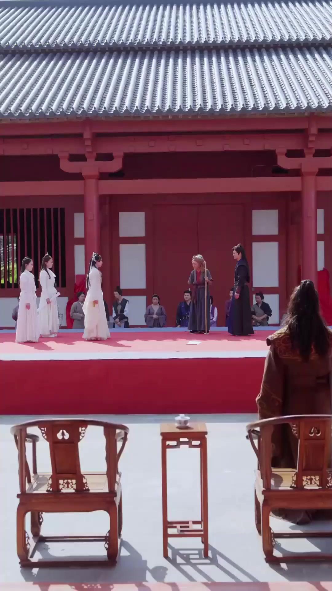 (Sulih suara) Dari Buangan Menjadi Naga