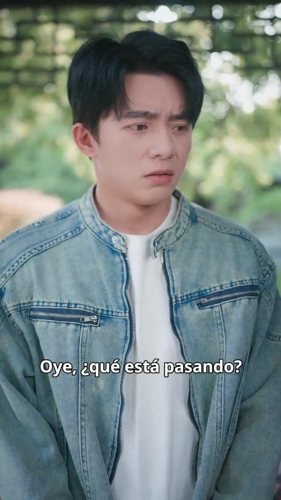 (Doblado) La más guapa no me suelta