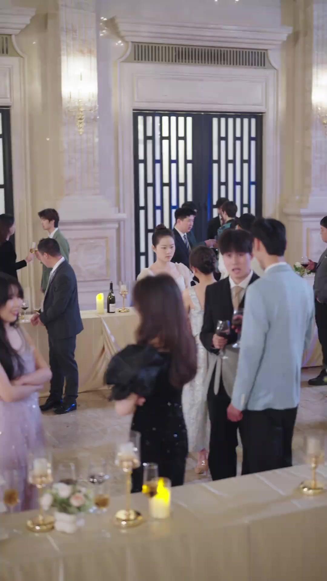 夫を捨てて、私は初めて咲いた