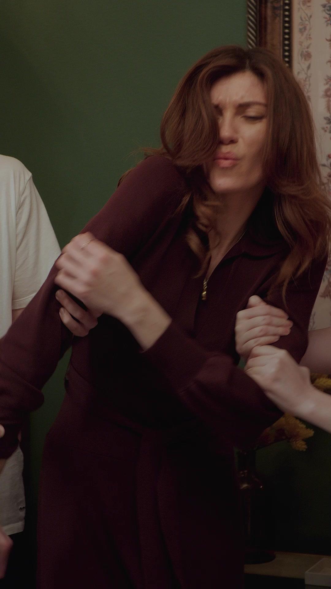 La novia malvada y la suegra secreta