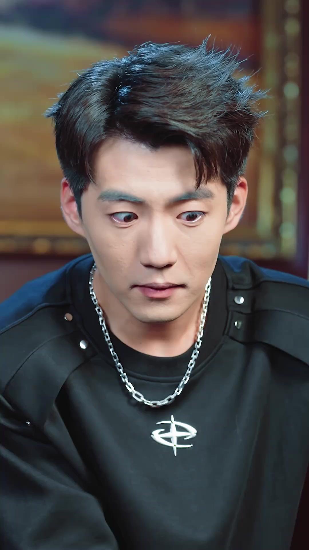 Street Vendor? But He's A Geniues!