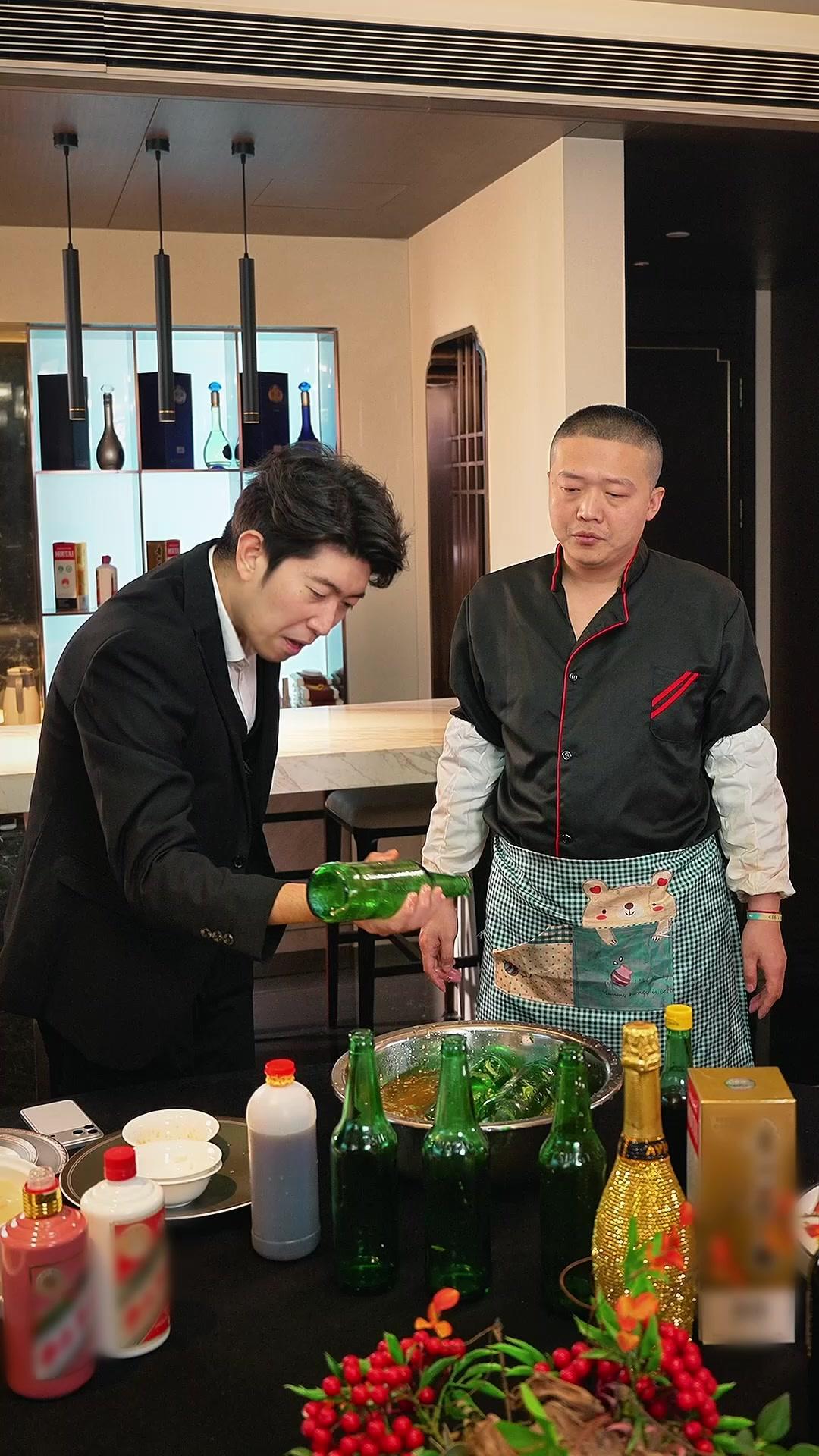 Gejolak di Dunia Hitam