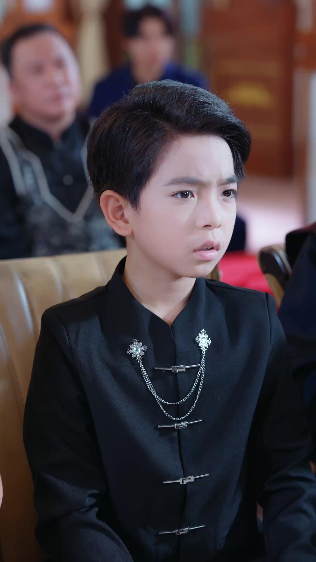 O Herdeiro de 6 Anos: Defender a Herança