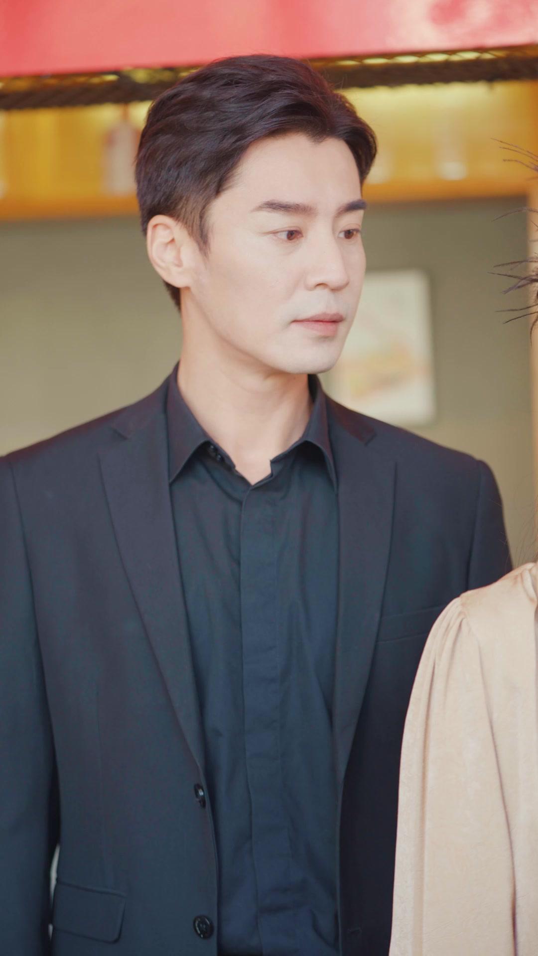 Ela Vendeu o Ex e Conquistou o CEO