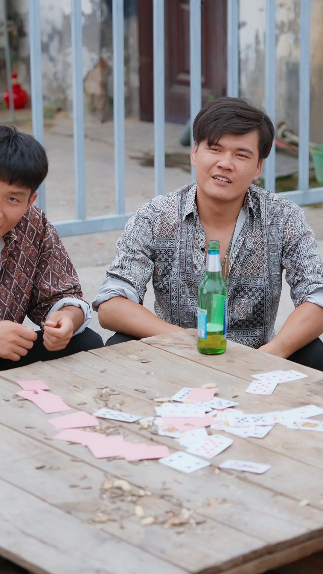 Kehidupan Ganda Seorang Satpam