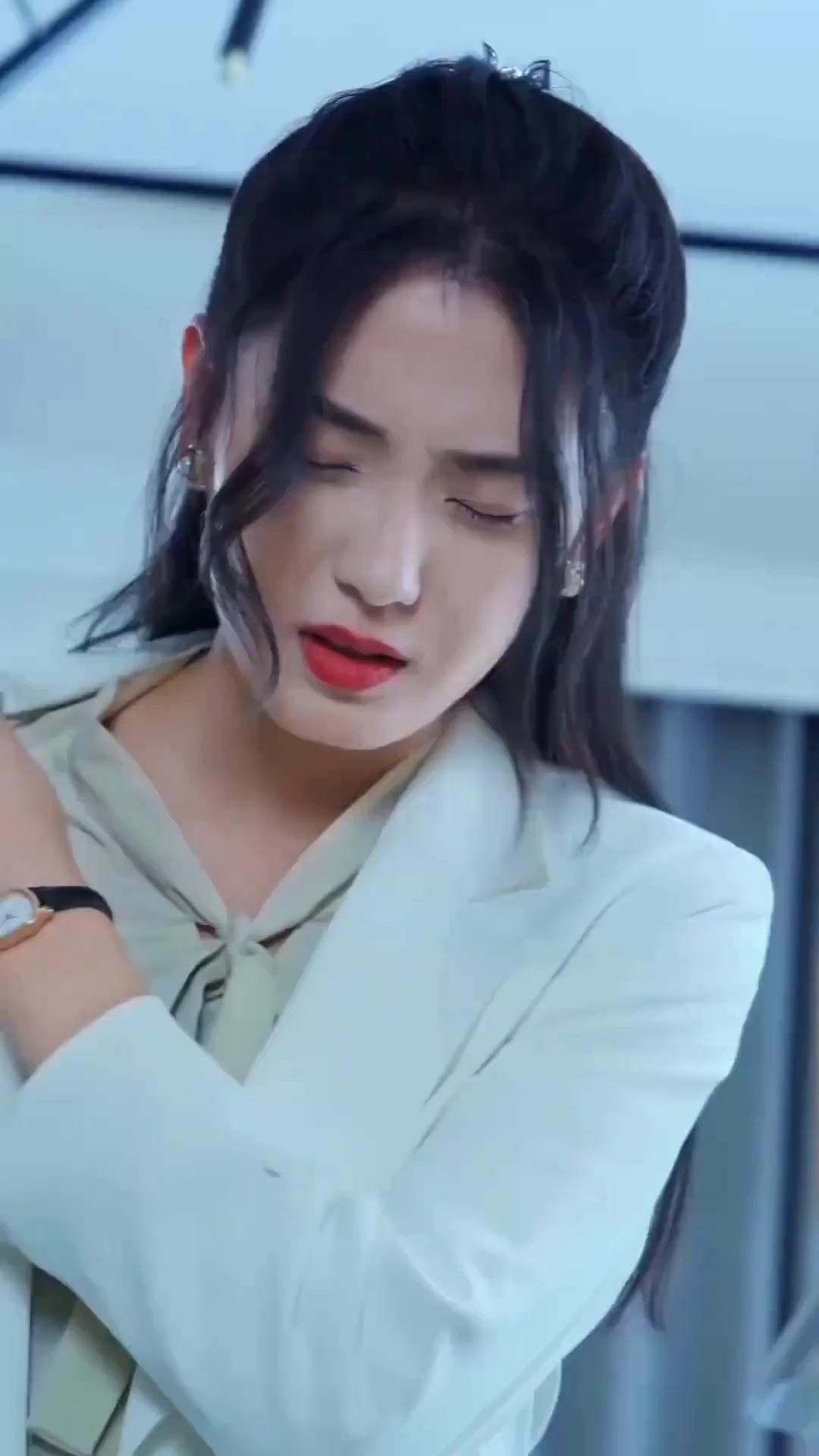 (مدبلج) التنين الخفي… عودةإمبراطور القتال