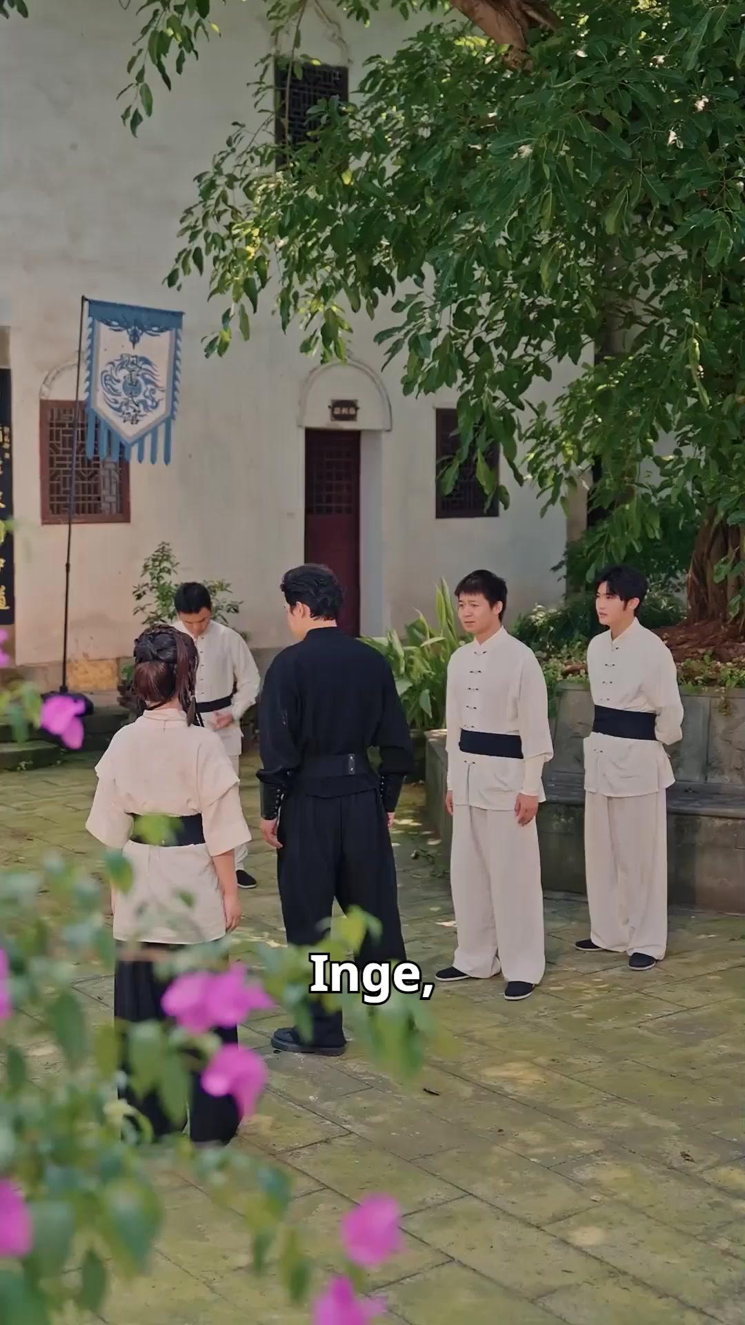 (Synchro)Der verborgene Kampfgott