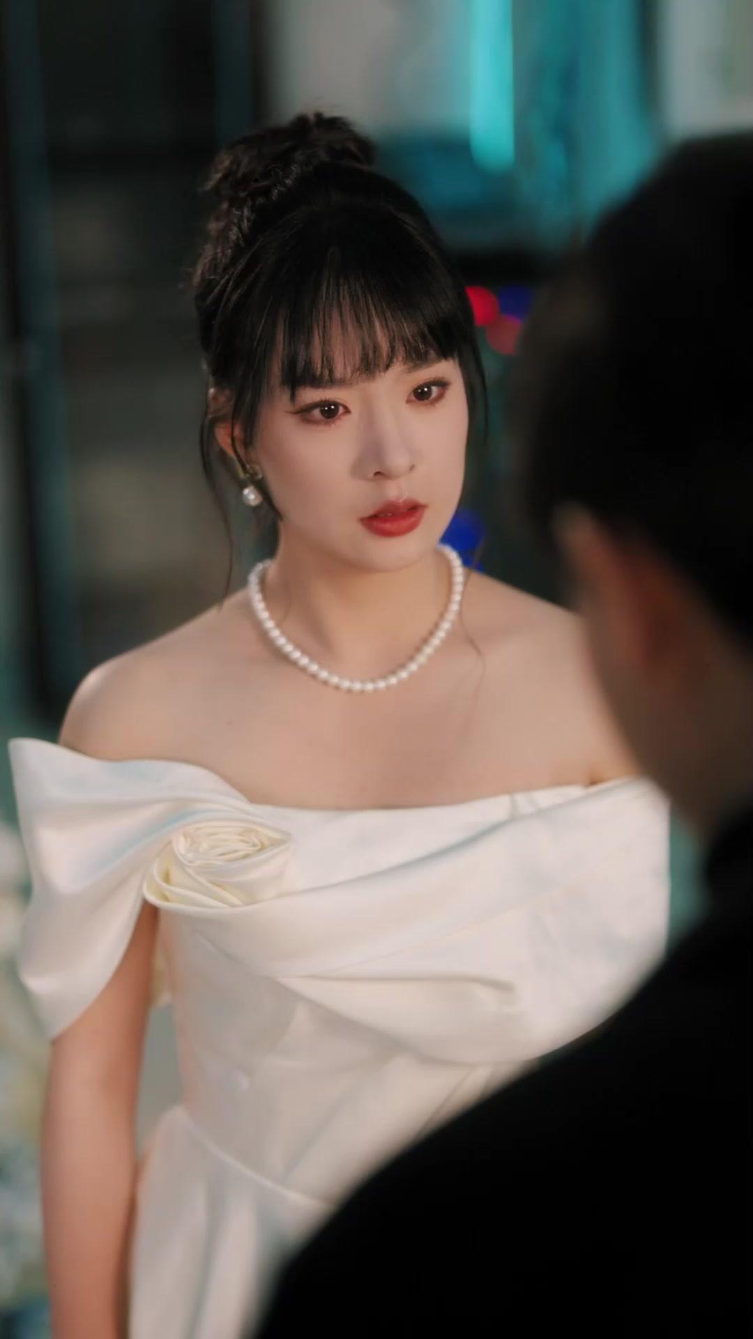 Amori Brevi, Dolori Eterni