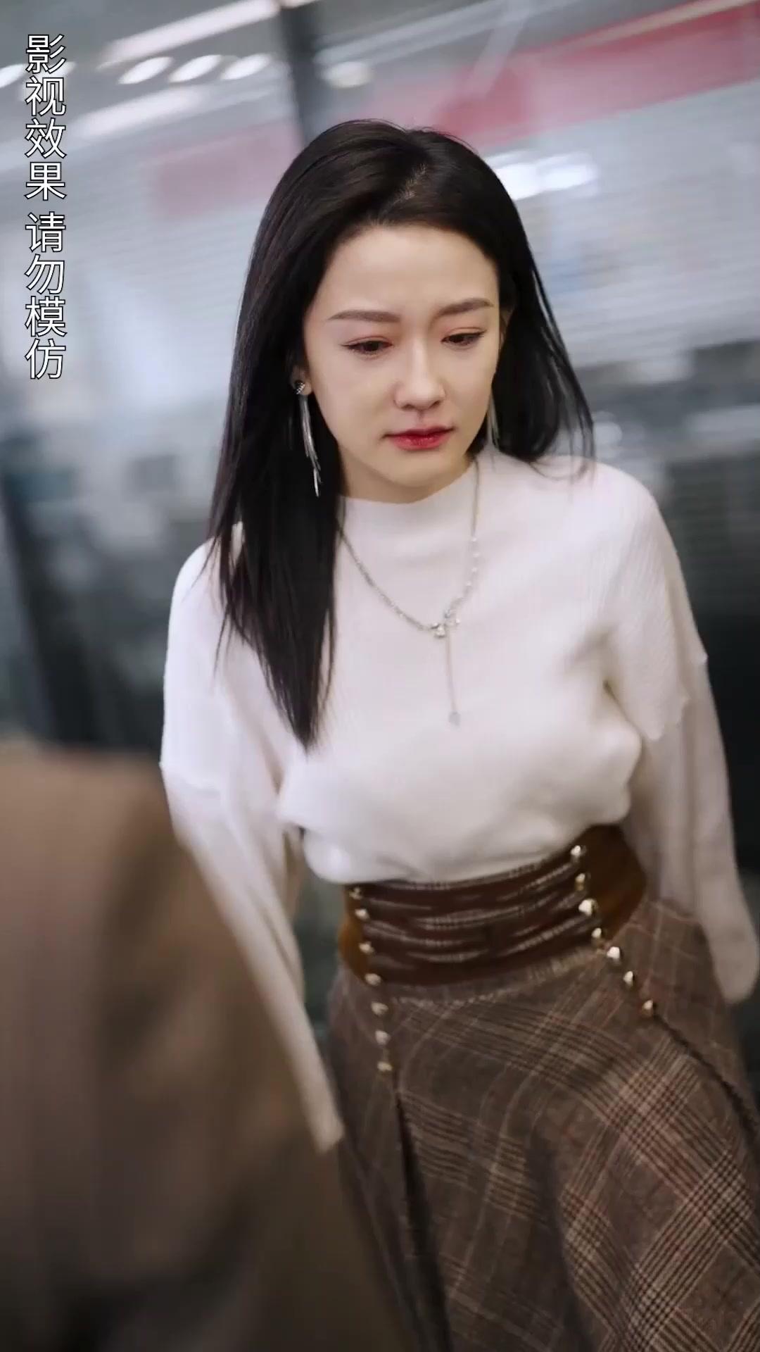 Satu Malam, Dua Rahasia