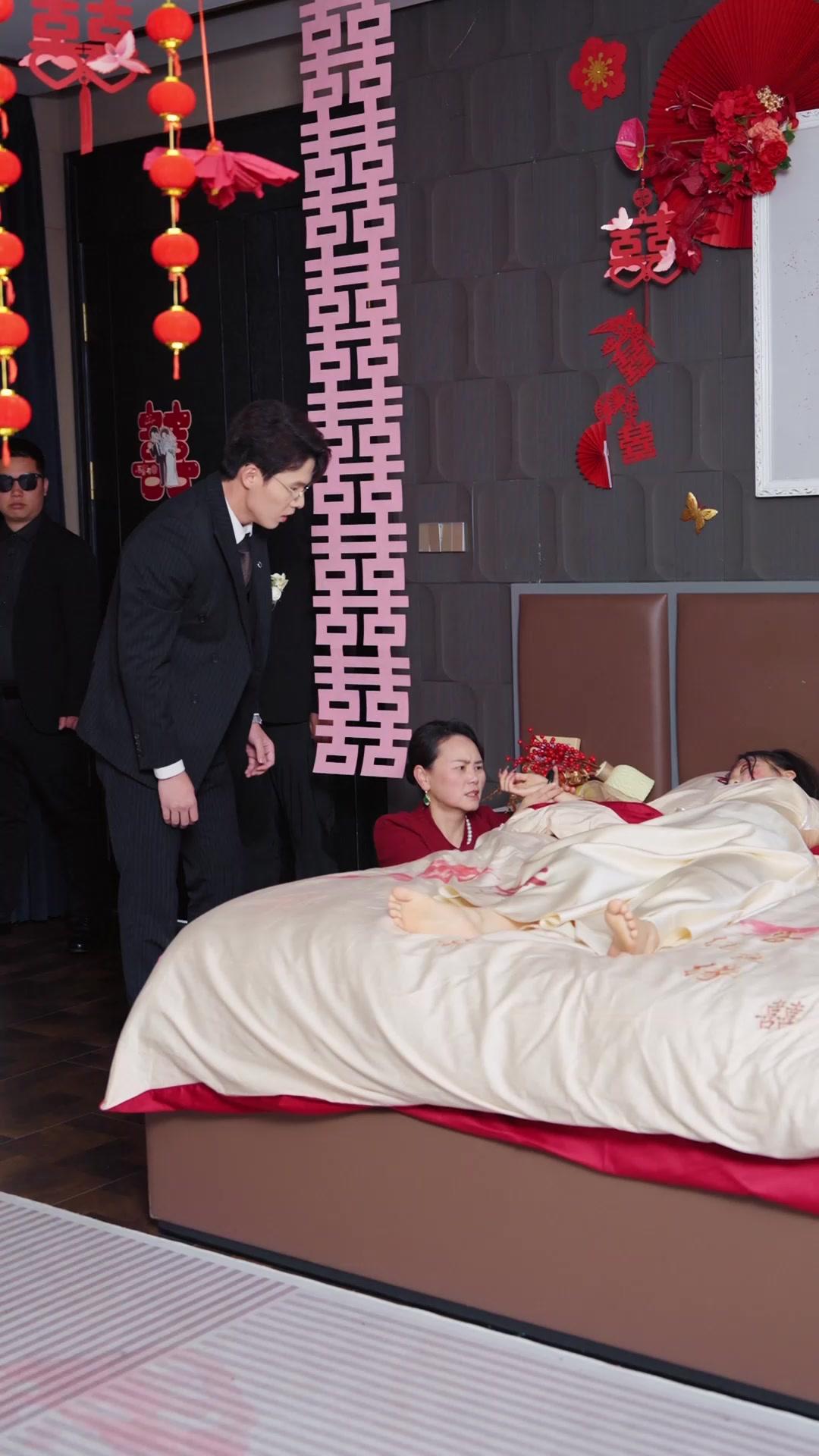 La que rompió el velo