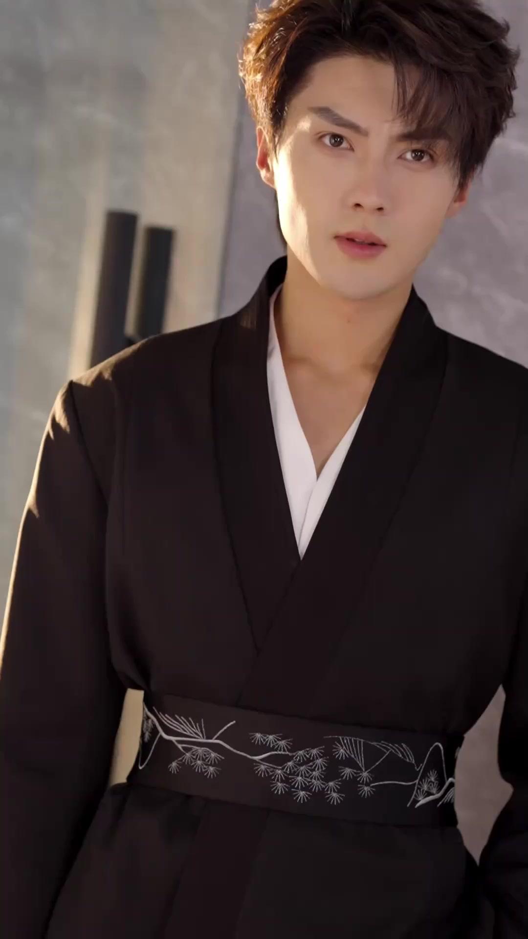 (Dubbed) Silent Chains