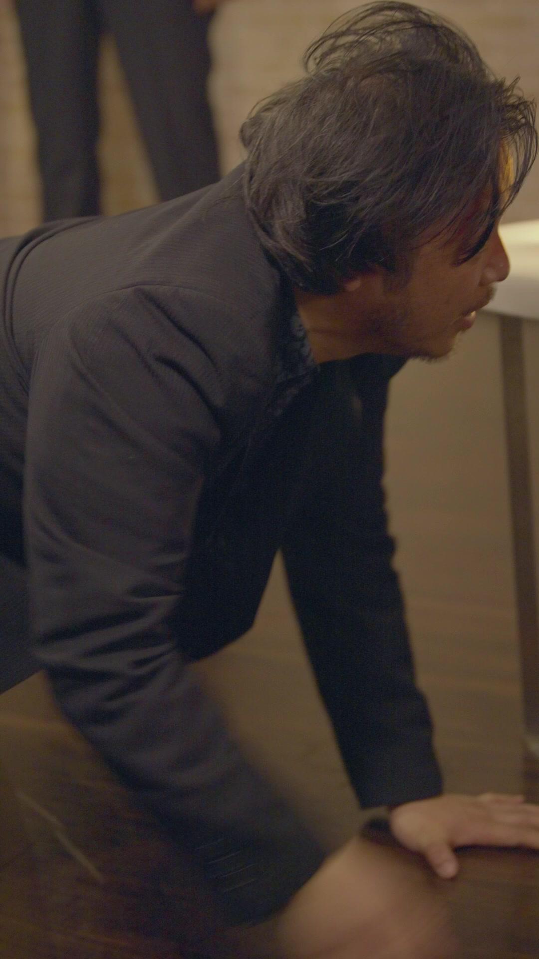 暴君がメイド服で料理？元令嬢を追放した夫の末路