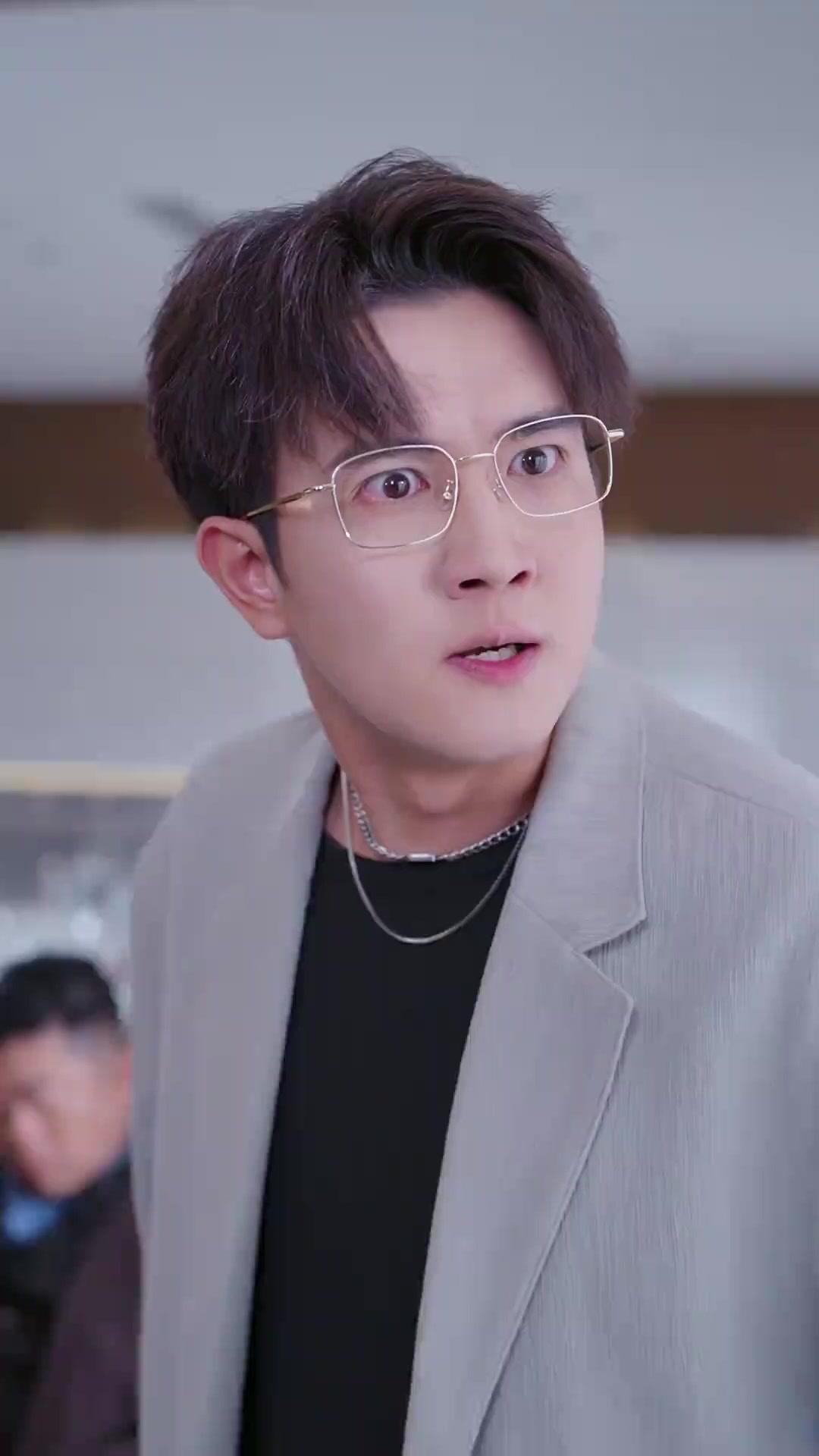 Hell Kitty Lashing Out