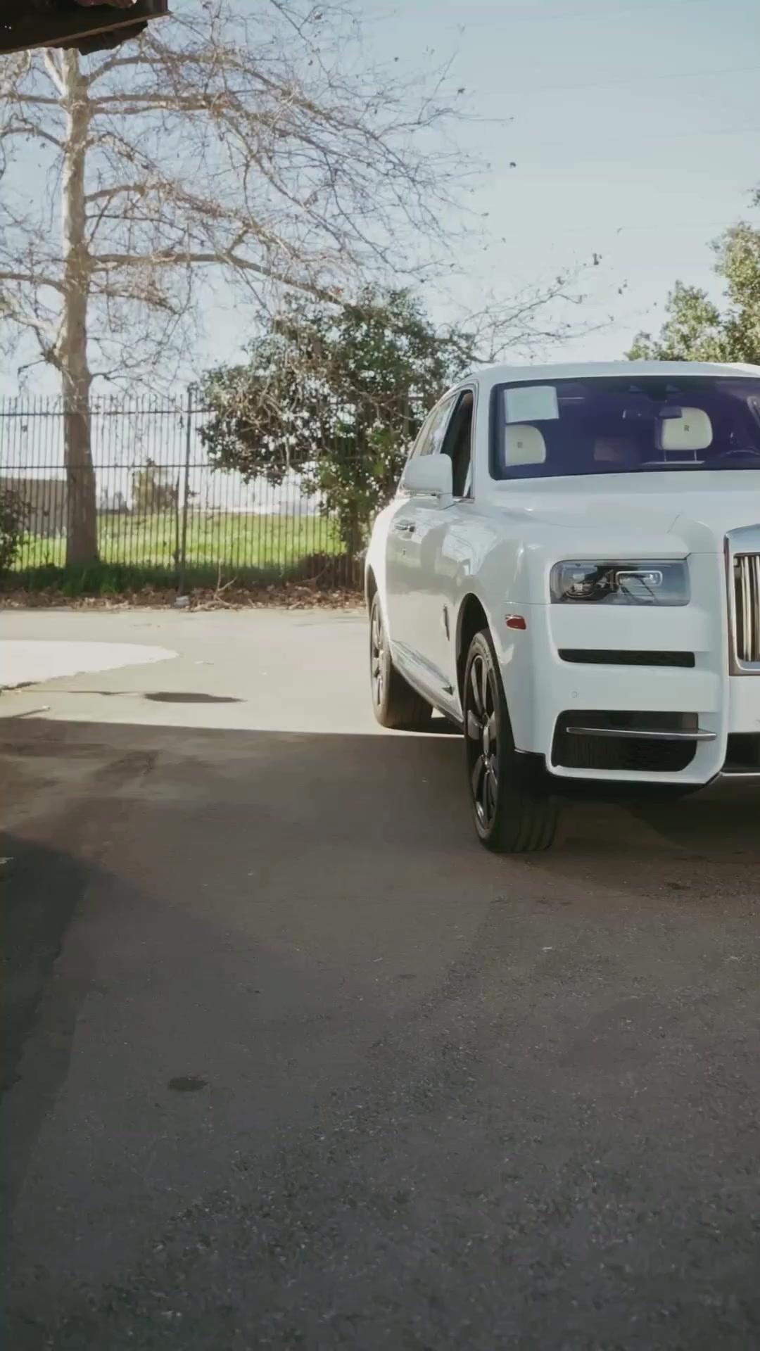 (مدبلج) المُنتحِلة بين أحضان أخوالي الثلاثة