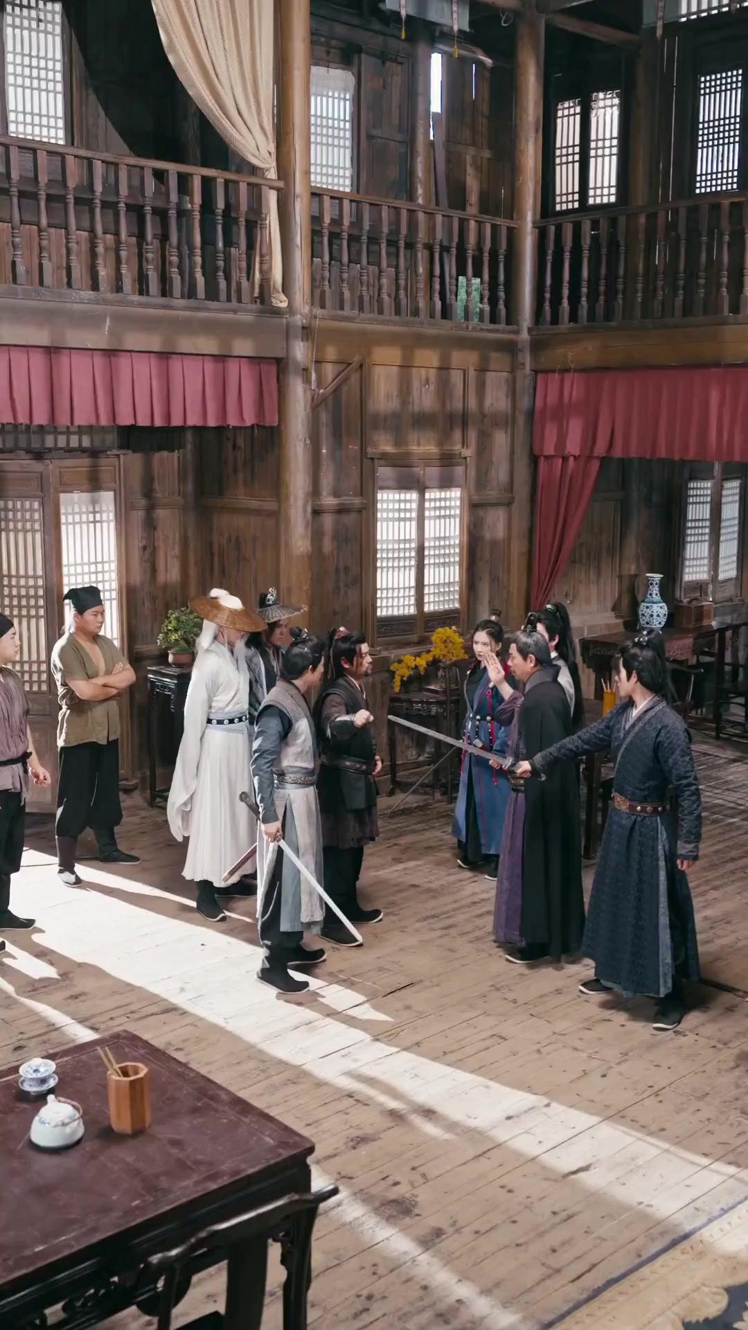 (Dublajlı) Zırhın ve Yeminin Yolu