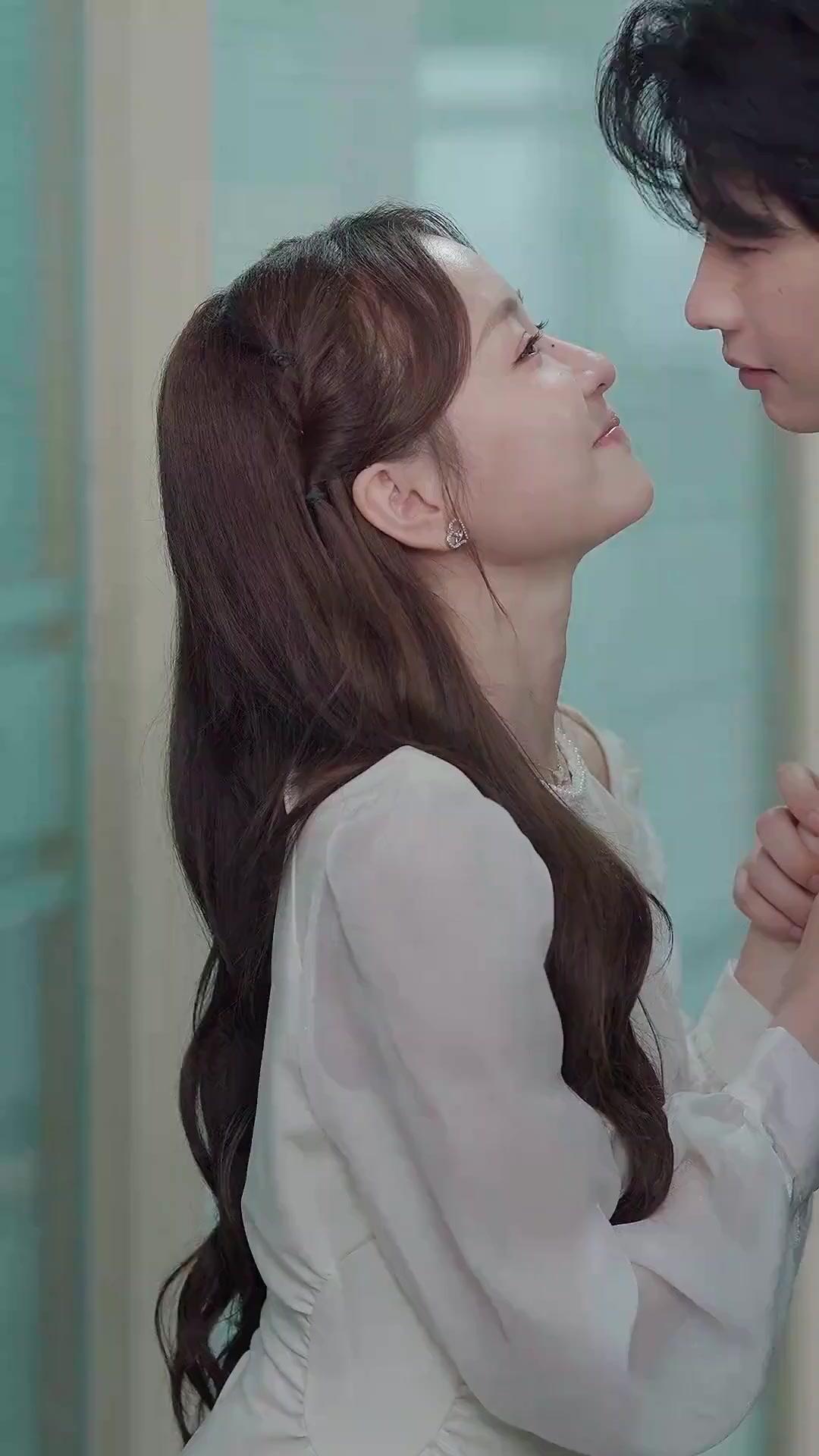 (Doblado)Enamorada del hermano de mi prometido