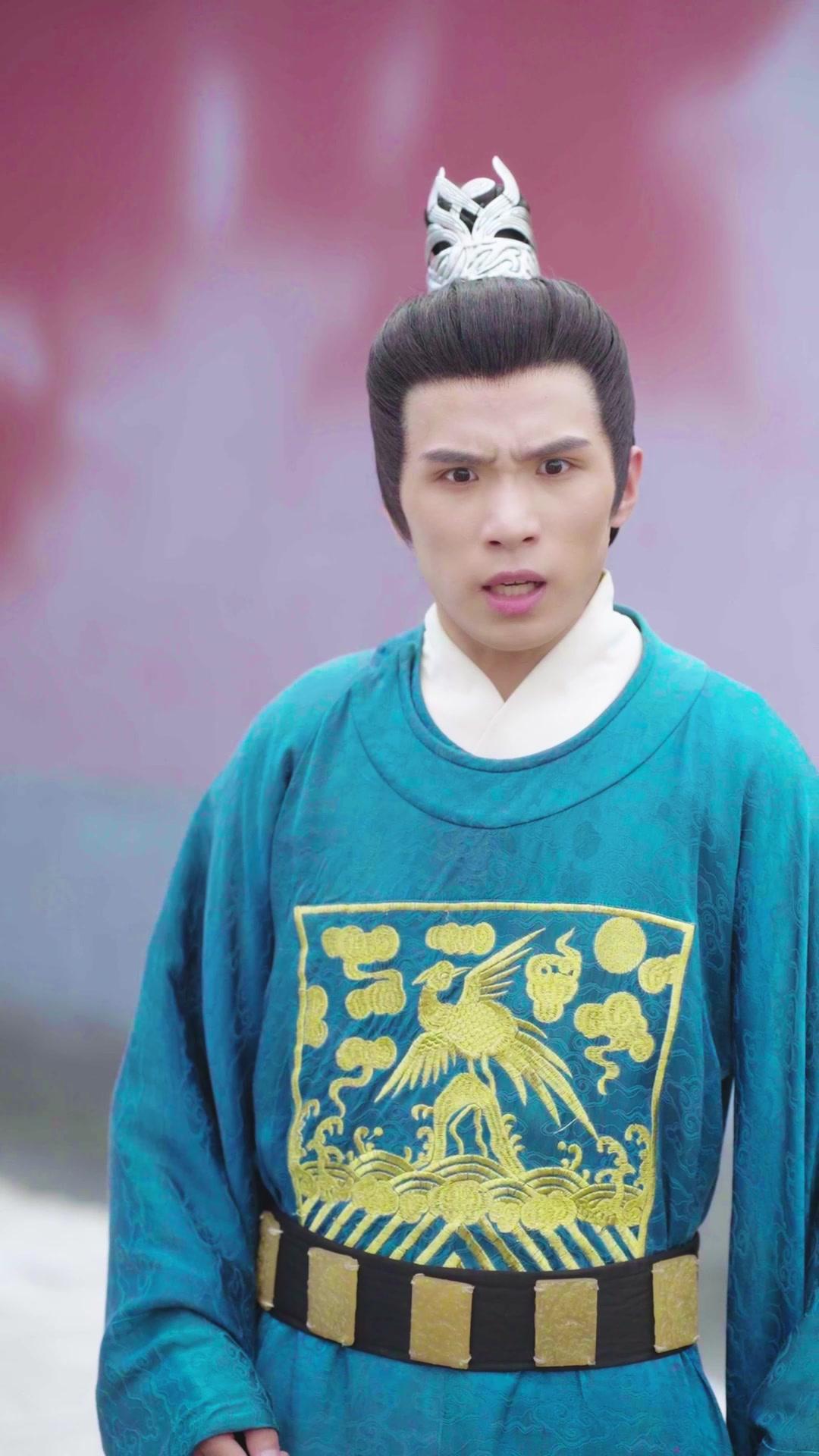 طبيبة خارقة تعود طفلة وتكسب دعم الإمبراطور