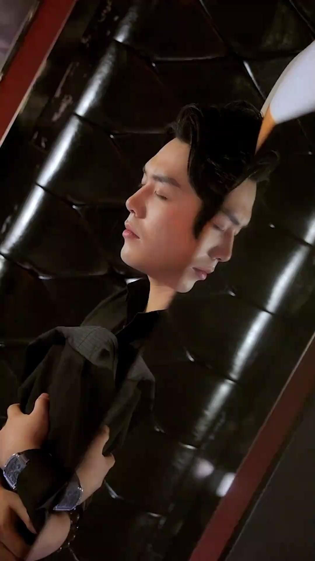 Me robó el corazón con su amor