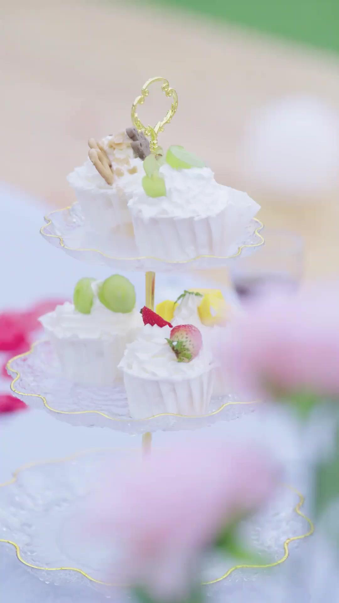 Mặt Nạ Của Mẹ Kế