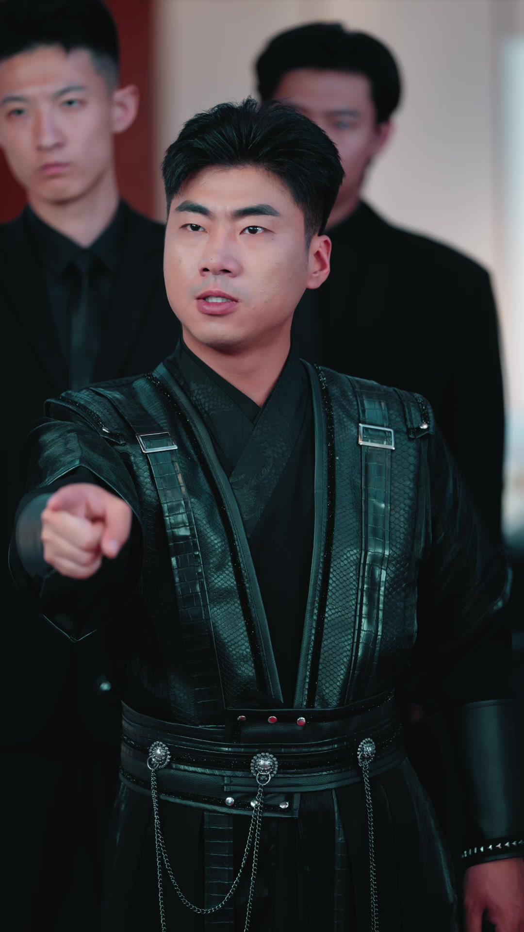 Sang Pewaris Kembali Berkuasa