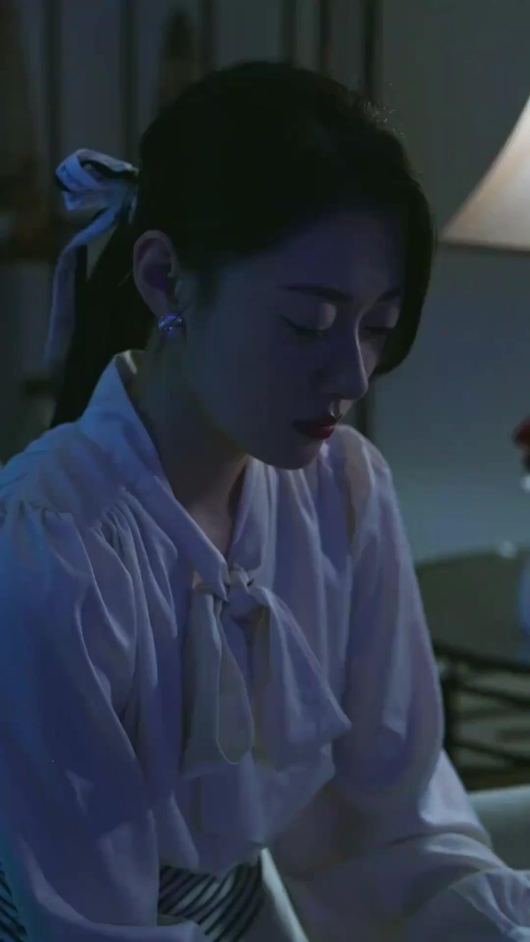 (Sulih suara) Cinta Pertama Adalah Luka