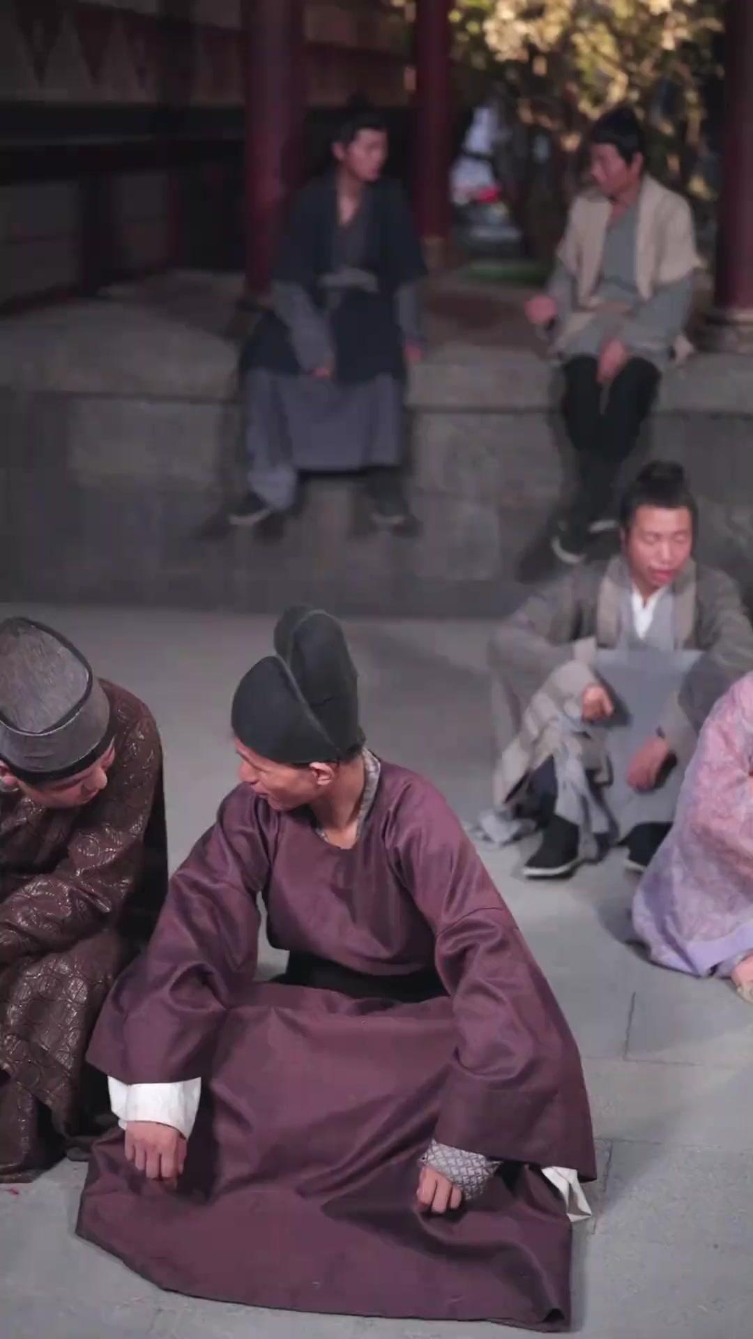 حين حشد المليون، جاءت الإمبراطورة إلى بابه