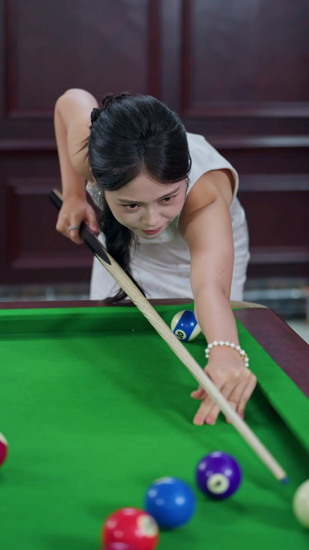 DIEU DU BILLARD : RETOUR DU MASQUE